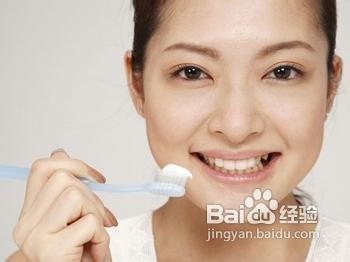 牙齿怎么美白？