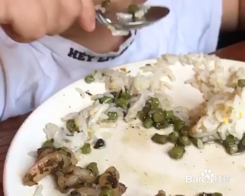 新手简单做橄榄菜豆角虾仁