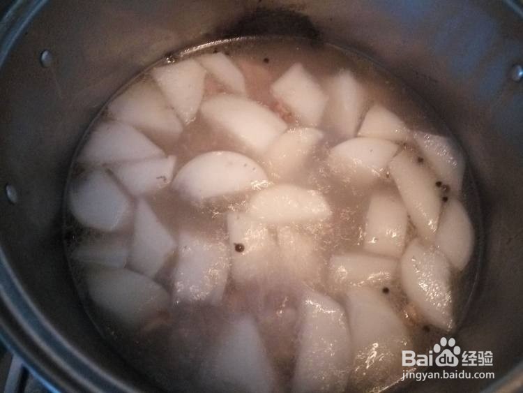 排骨白萝卜汤的做法