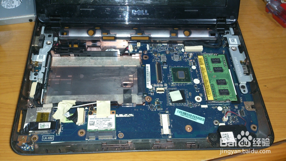 戴尔Inspiron Mini10-1018更换固态硬盘拆机分享