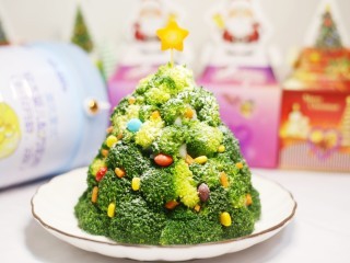 超好看的西兰花土豆泥圣诞树