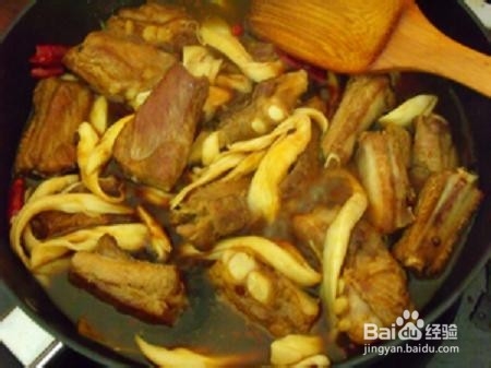 杏鲍菇红烧排骨