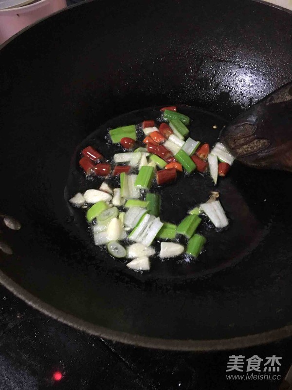 辣炒蛤蜊的做法