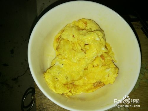 如何做一道简单的黄瓜炒鸡蛋？