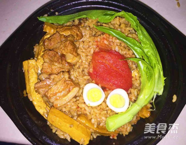 五花肉煲仔饭