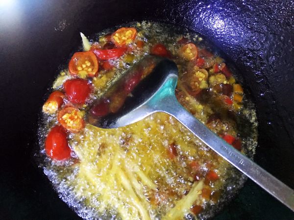 泡椒芹菜牛肉丝