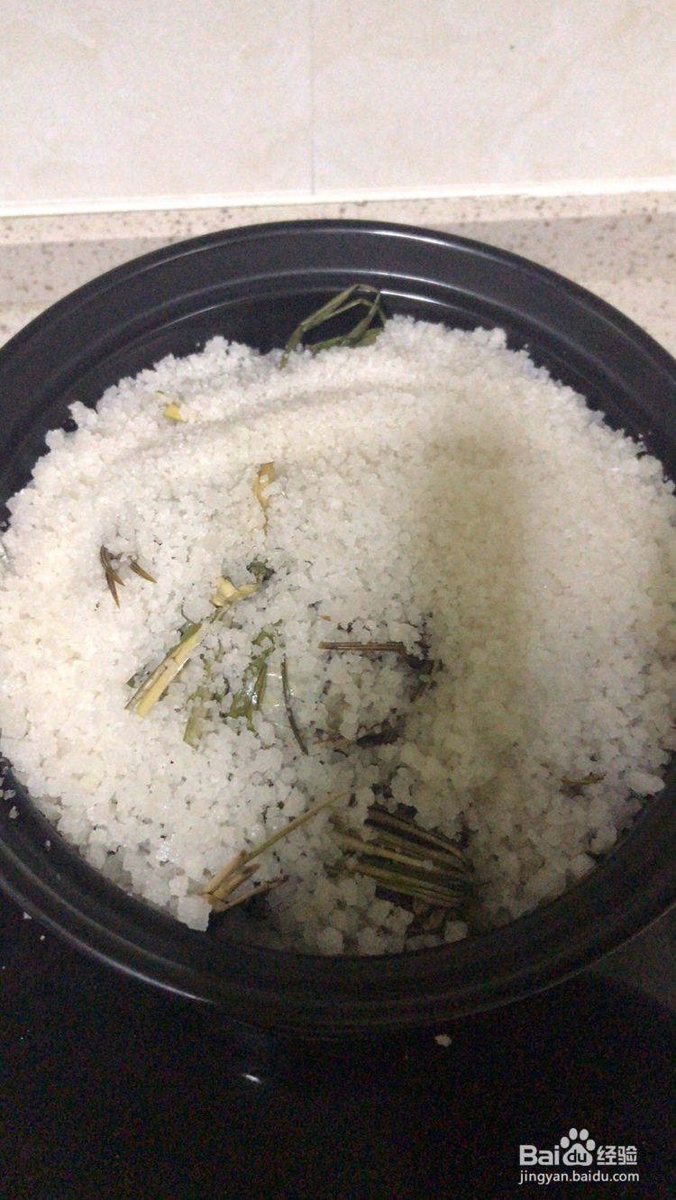 细腻美味的盐焗大闸蟹