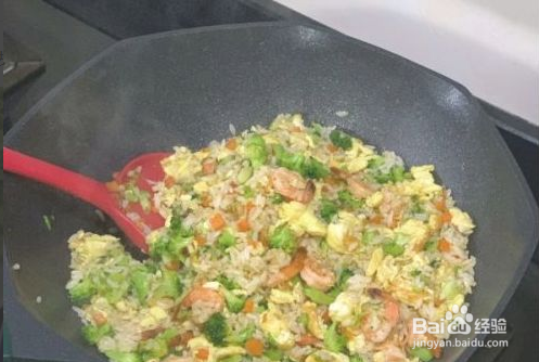 好吃的西兰花虾仁炒饭