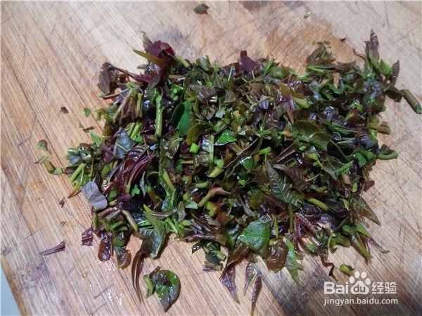 香椿炒鸡蛋的做法