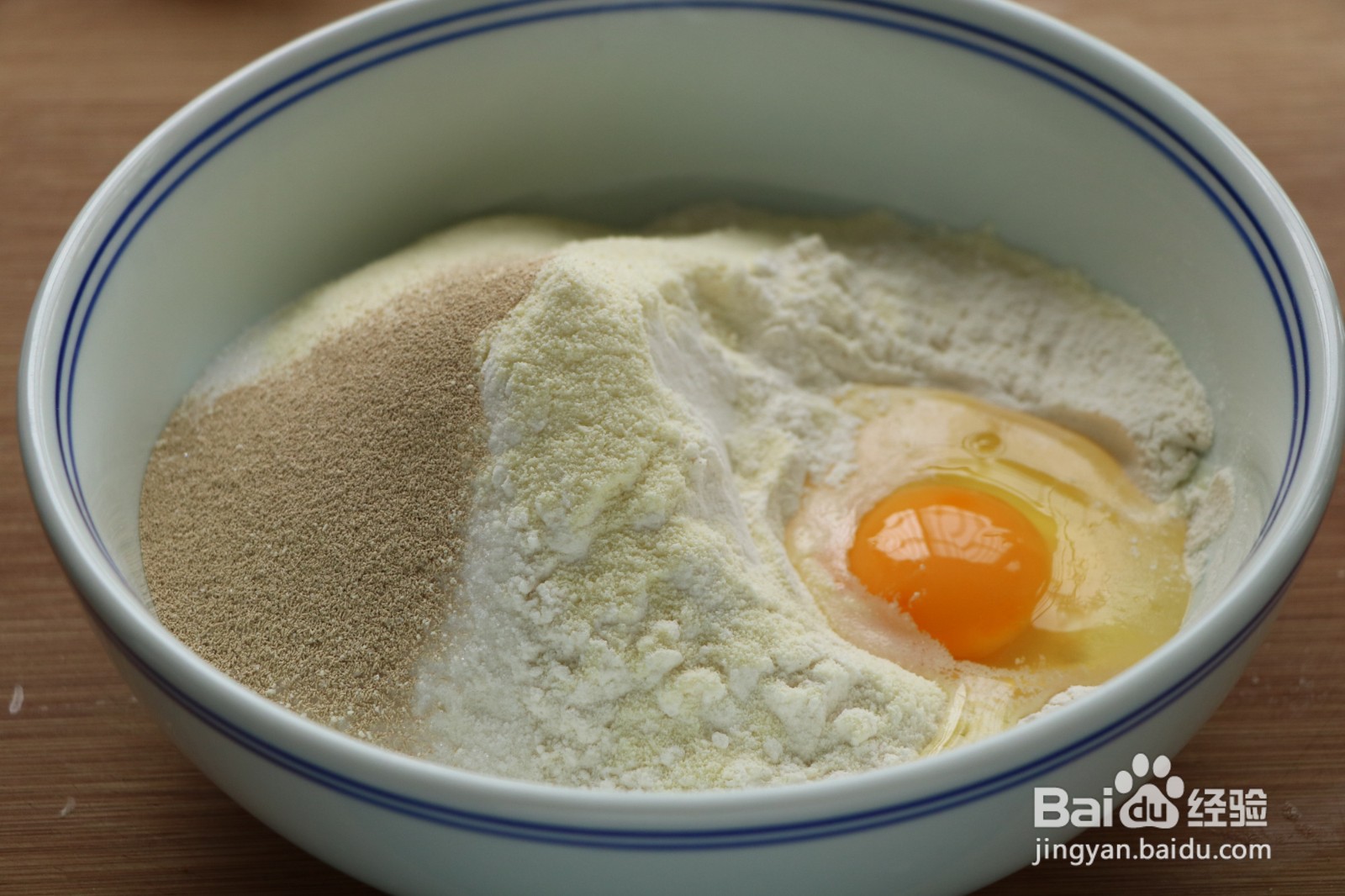 脆皮蜂蜜小面包