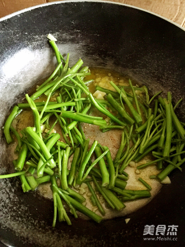 蒜蓉空心菜的做法