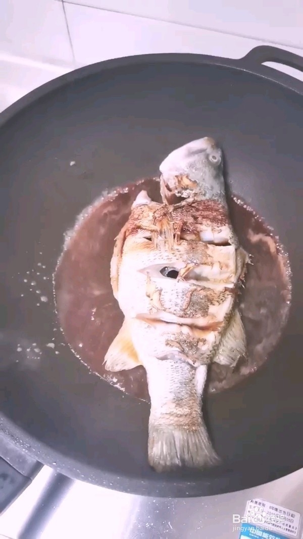 红烧鲈鱼的做法