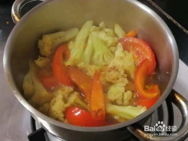 西红柿焖菜花的做法