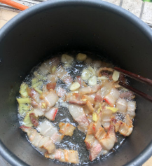 五花肉豆角汤的做法步骤