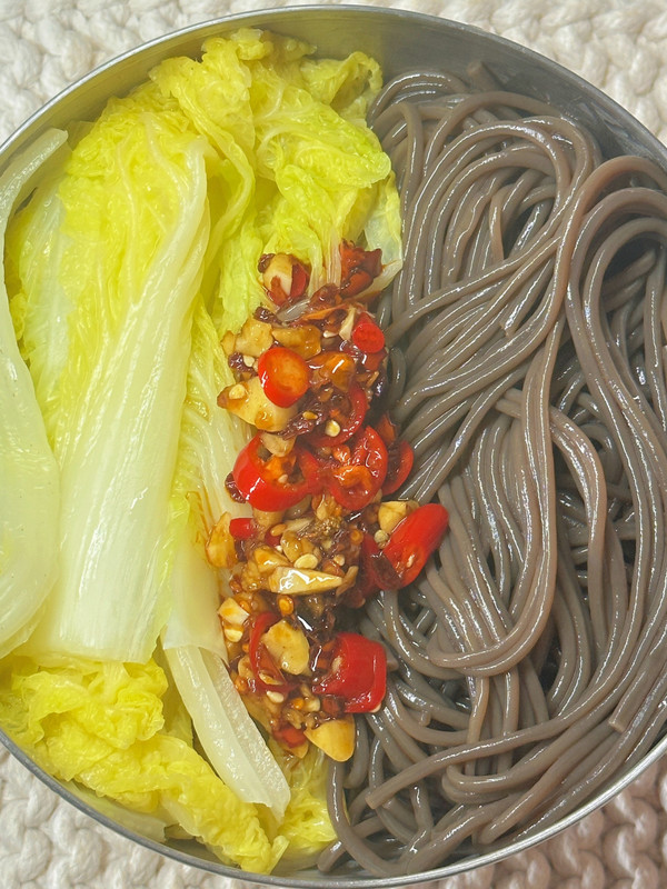 娃娃菜拌蕨根粉