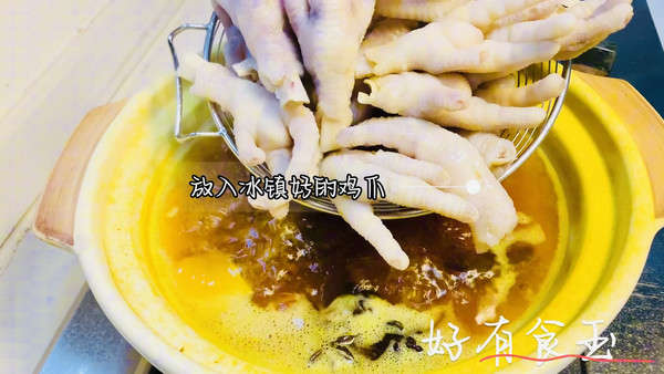 盐焗鸡爪煲剧必备小零食