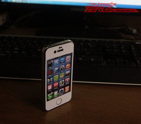 成本10块钱自己制作iPhone全身贴
