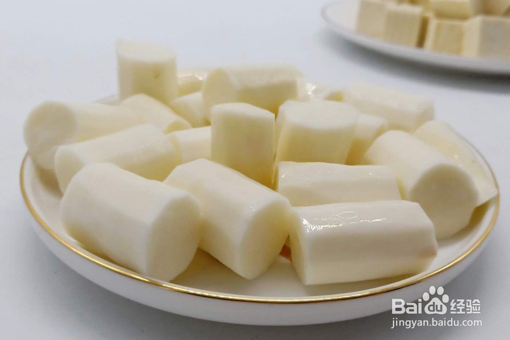 味道鲜美、营养丰富的淡菜山药豆腐汤