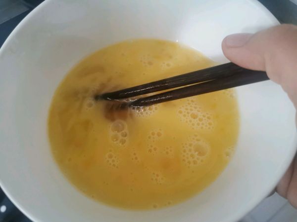 韭菜鸡蛋栲栳栳