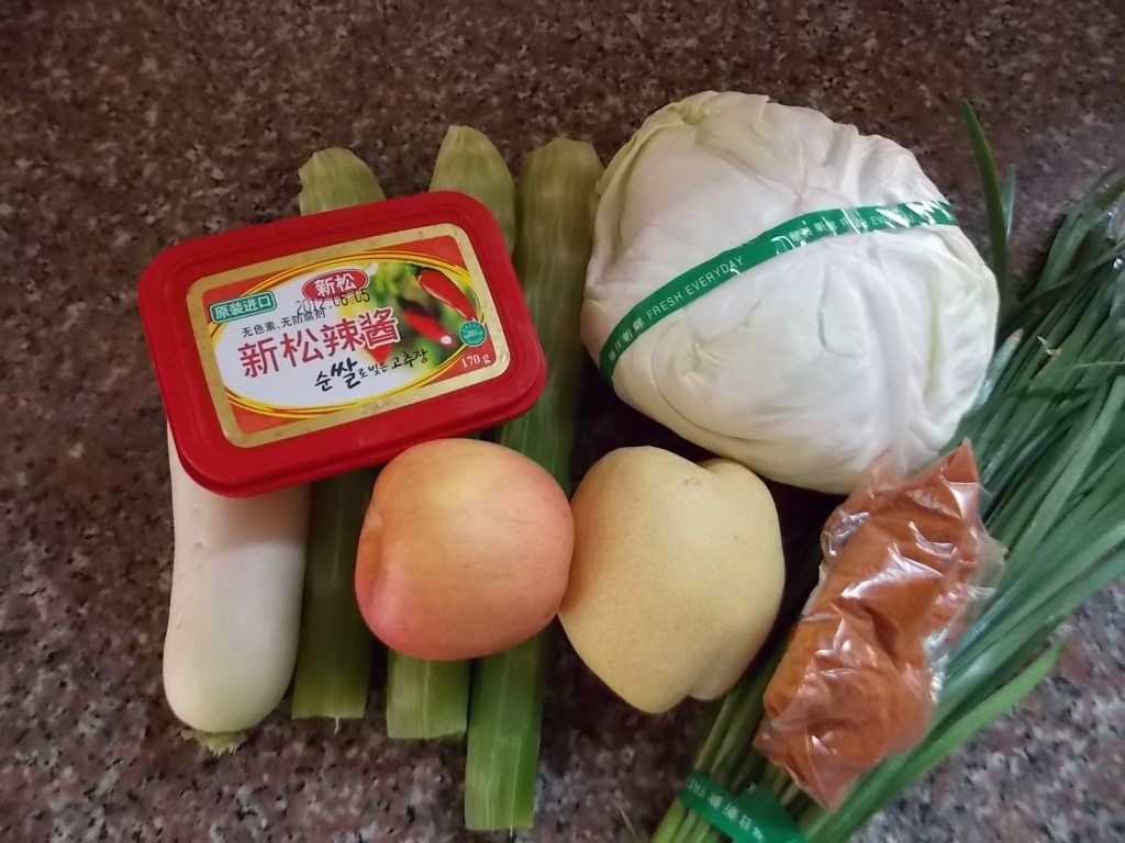 酸辣酸辣的莴笋泡菜，吃货必不可少的哦！