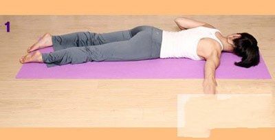 丰胸瑜伽动作打造迷人“峰”景