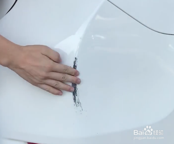 车子刮了一点漆怎么办