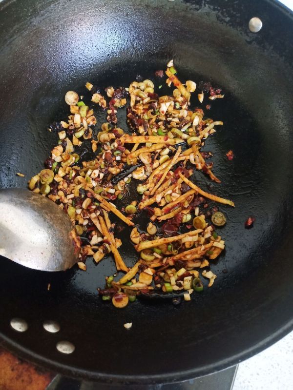 好学好吃的辣炒花蛤