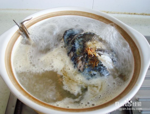 鱼头苕粉煲的做法