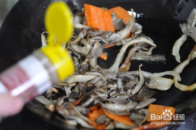 风味 胡萝卜炒平菇