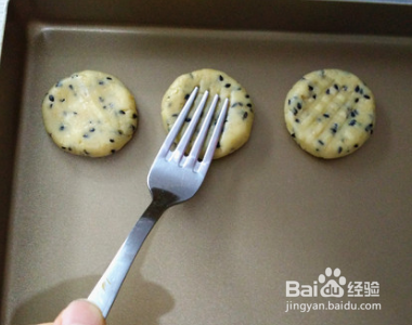 如何做全麦黑芝麻饼干