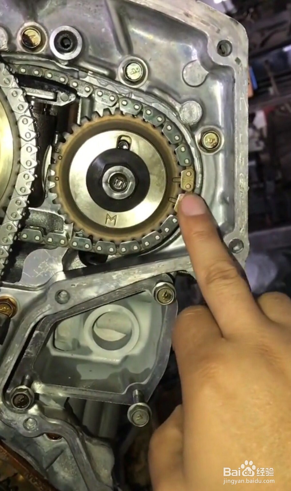 尼桑天籁2.3发动机正时链条标记