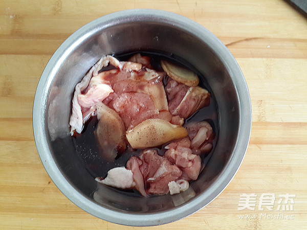 叉烧鸡腿卷的做法