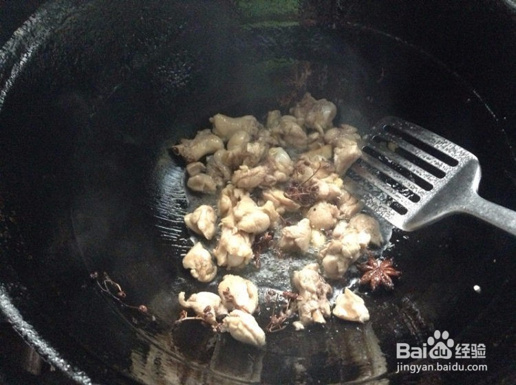 松蛾炖鸡的做法