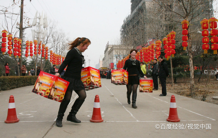 单手提重物、拎包、突然起床的坏处