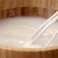 制作芒果紫薯水晶月饼