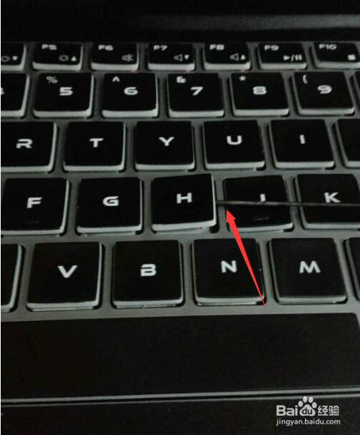 如何拆卸雷神911系列键盘换背光