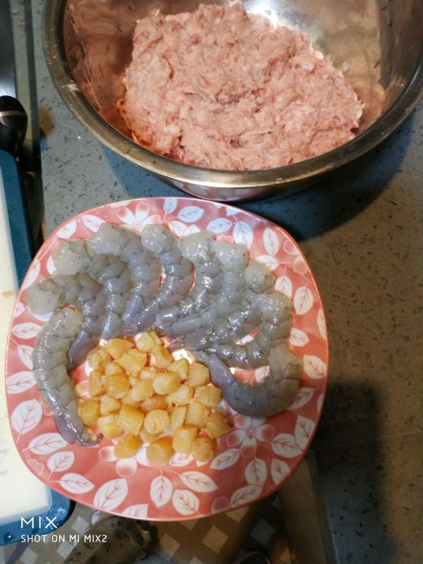 鲜虾干贝小馄饨