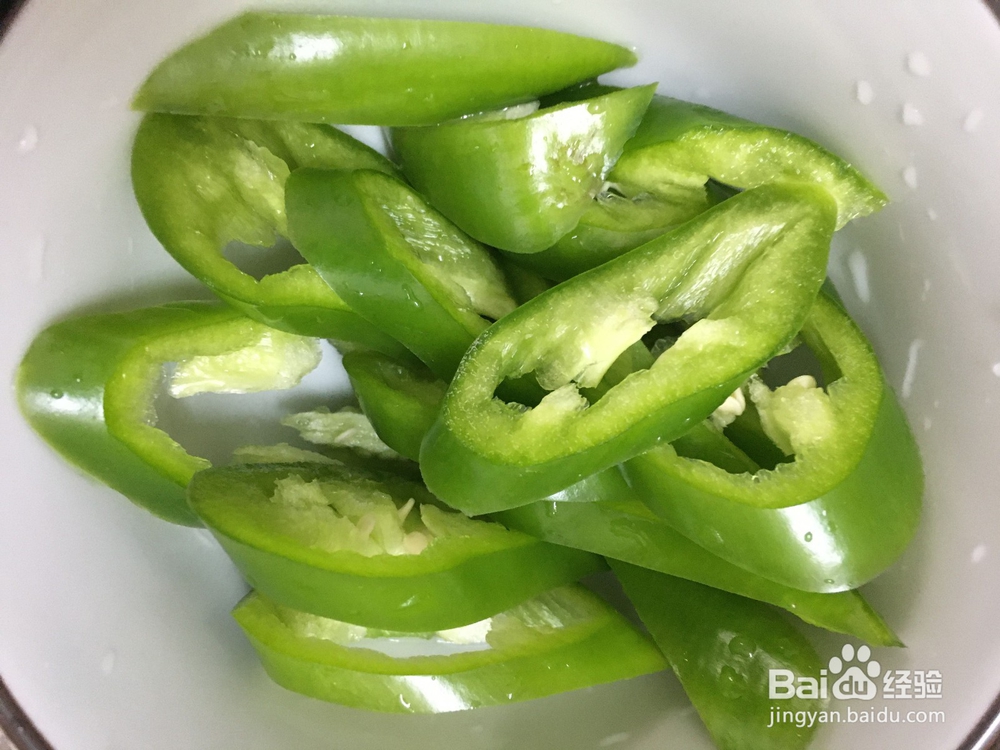 芹菜蒜苗炒鸭肠怎么做?