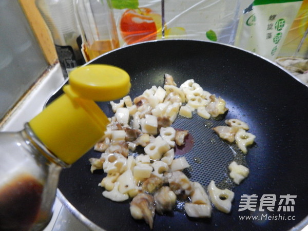 藕丁炖鸡软骨