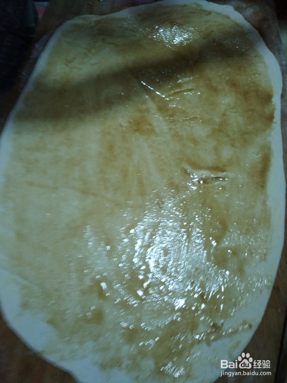 葱油香酥饼的油酥涂抹