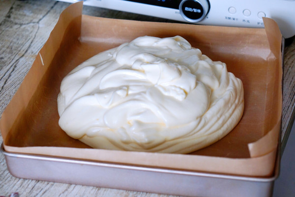 火腿香葱肉松蛋糕卷