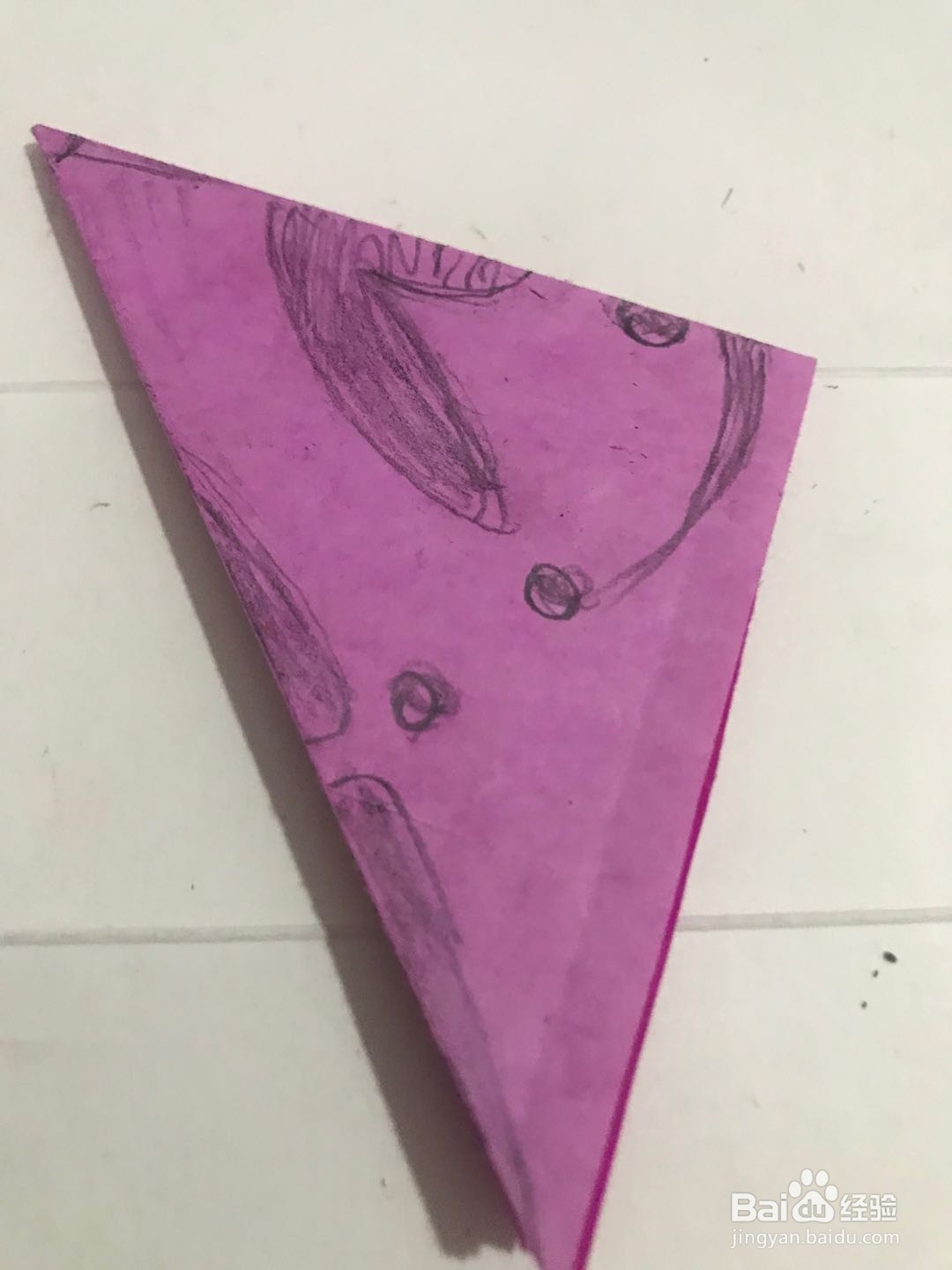 幼儿园手工启蒙 怎样用彩纸剪一块漂亮的桌布