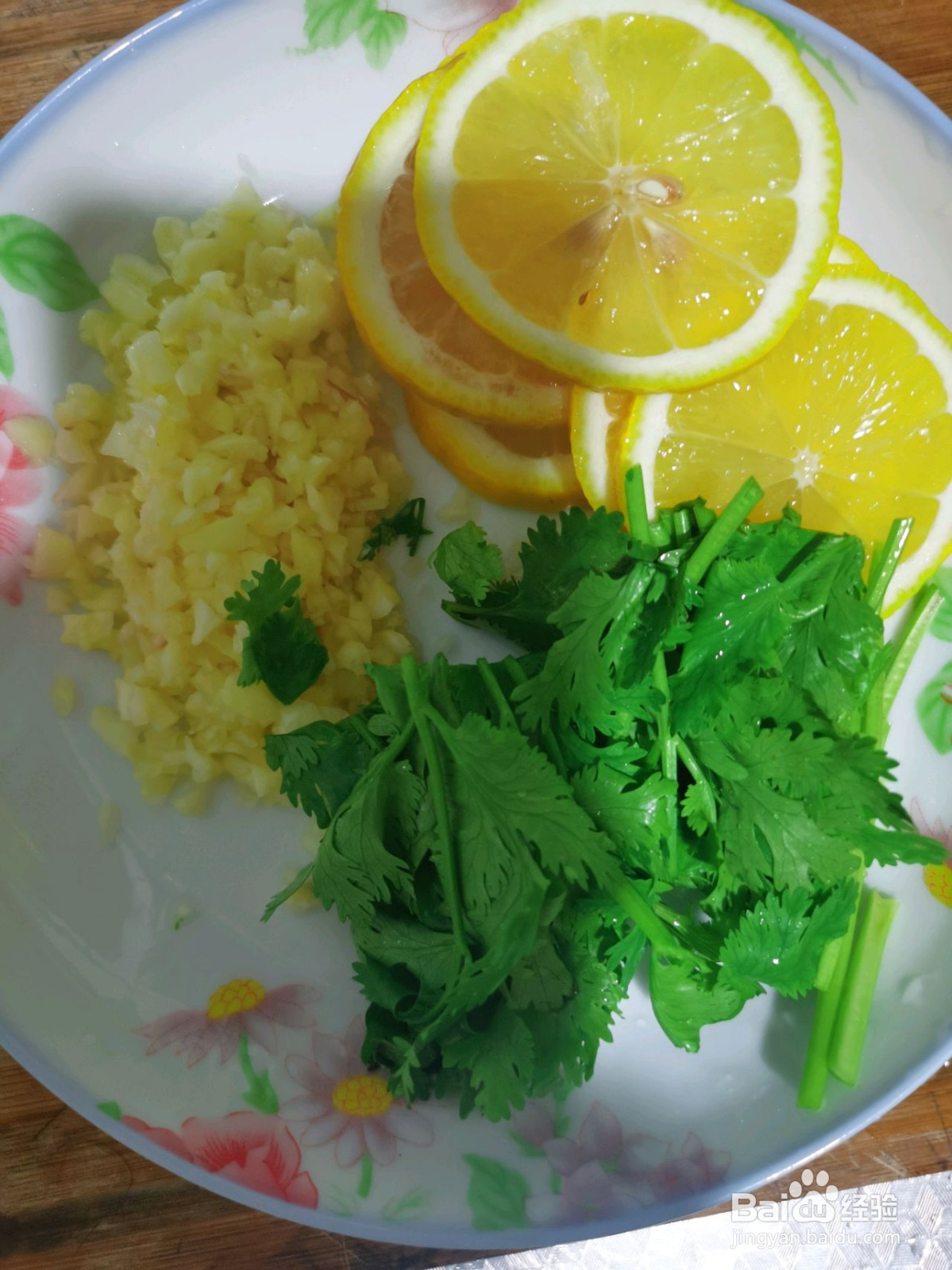 酸辣无骨凤爪的做法