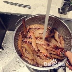 怎么做舔指油焖大虾