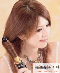 怎样DIY发型打造独一无二的时尚个性