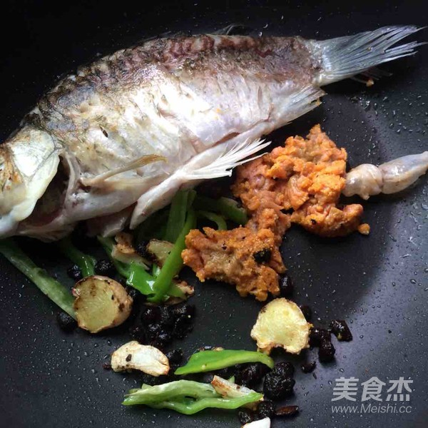 豉香红烧鱼的做法