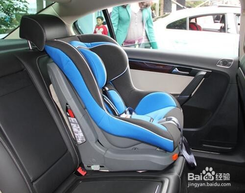 儿童安全座椅选购使用注意事项