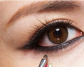 眼线液怎么画