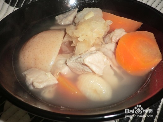 熬煮靓汤润秋燥