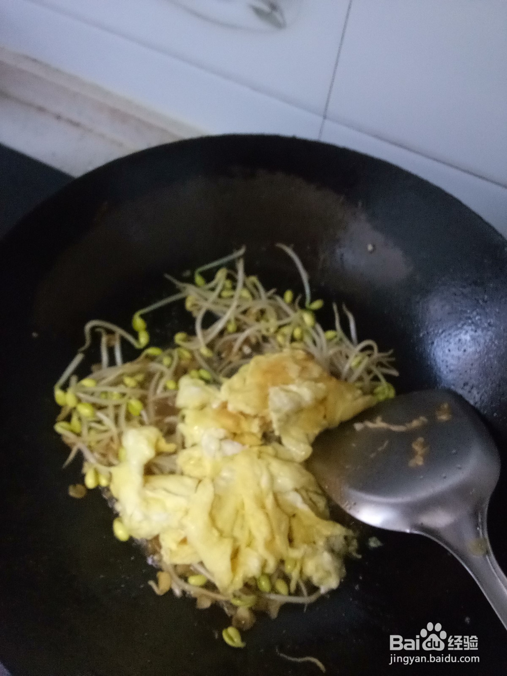 家常豆芽炒鸡蛋